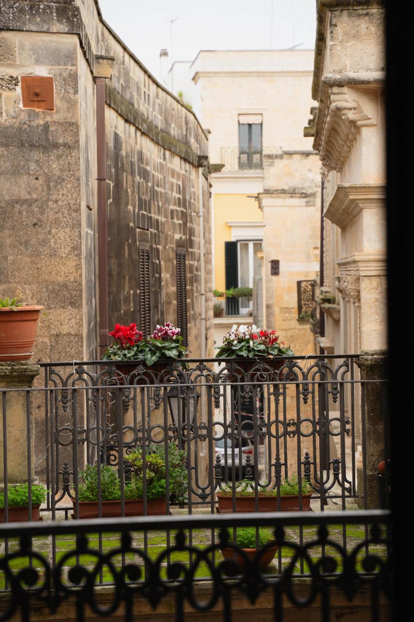 Victoria - Historical Centre * Lecce